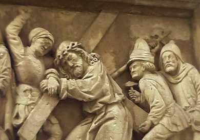 Bamberger Kreuzweg: Jesus trägt das Kreuz (2. Station)
